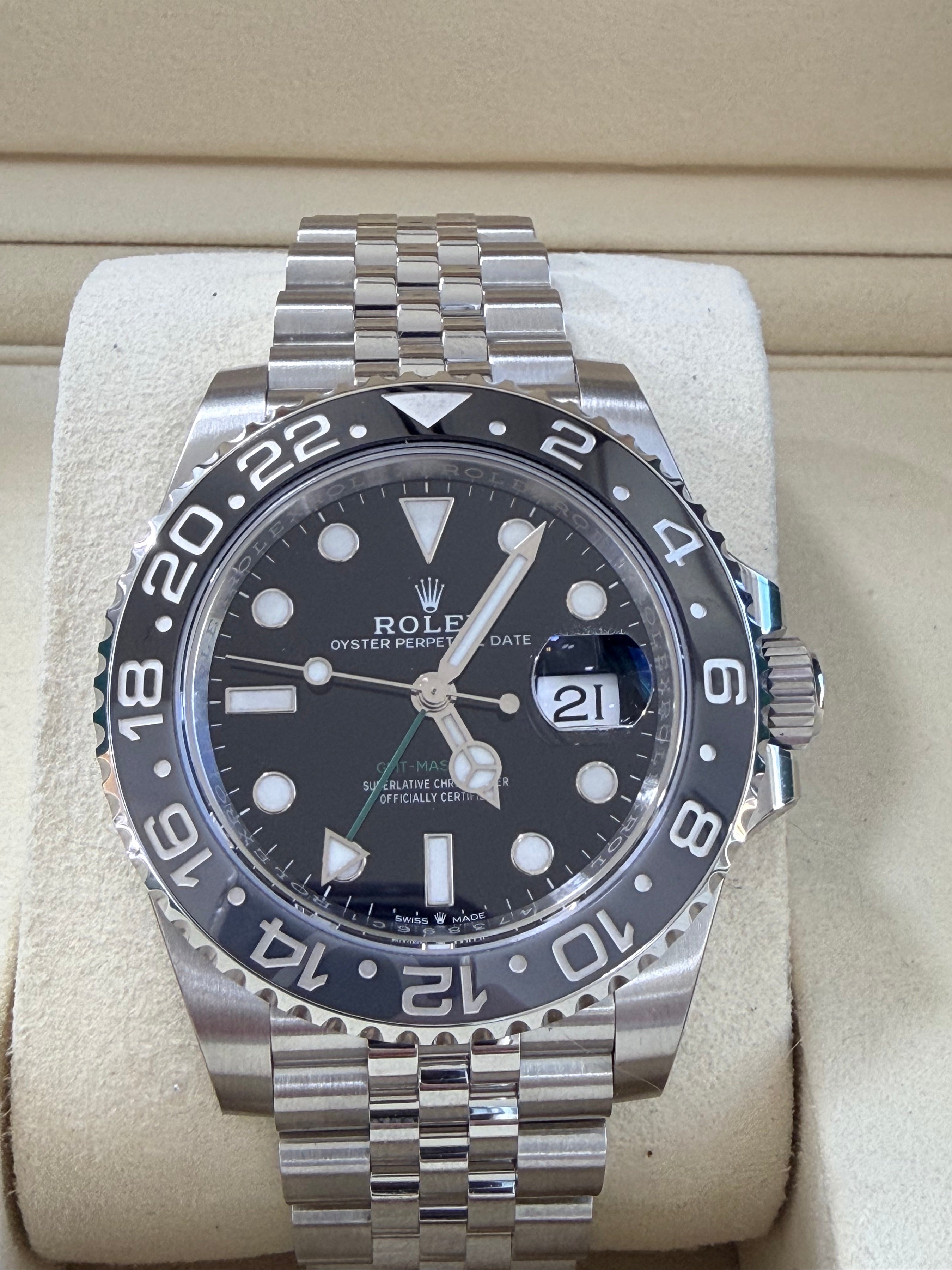 2025 Rolex GMT-Master II 126710GRNR "Bruce Wayne" Jubilee – New | Full Set