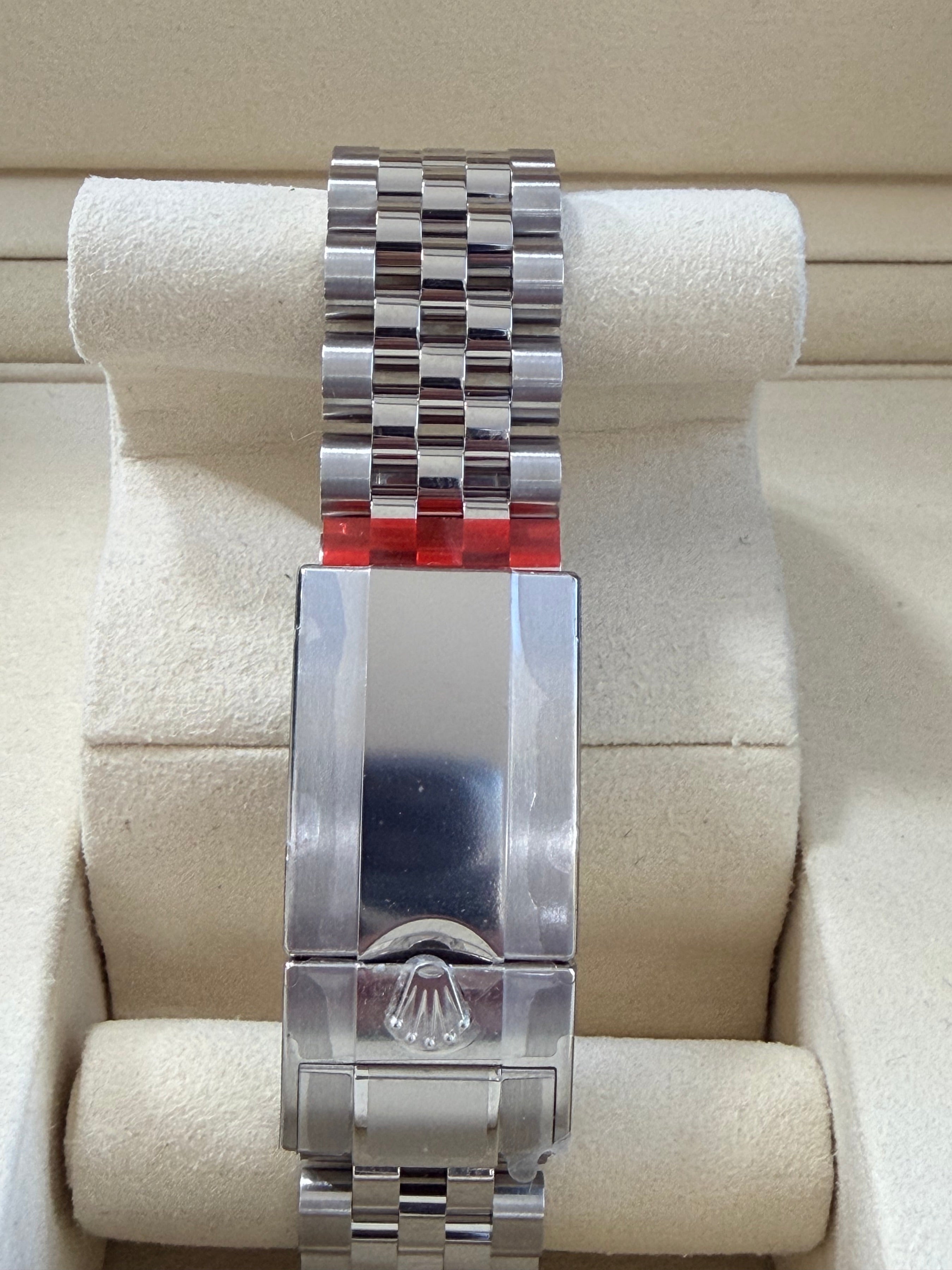 2025 Rolex GMT-Master II 126710GRNR "Bruce Wayne" Jubilee – New | Full Set
